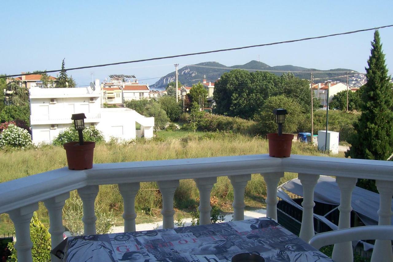 Christina'S House Apartment Nea Iraklitsa ภายนอก รูปภาพ