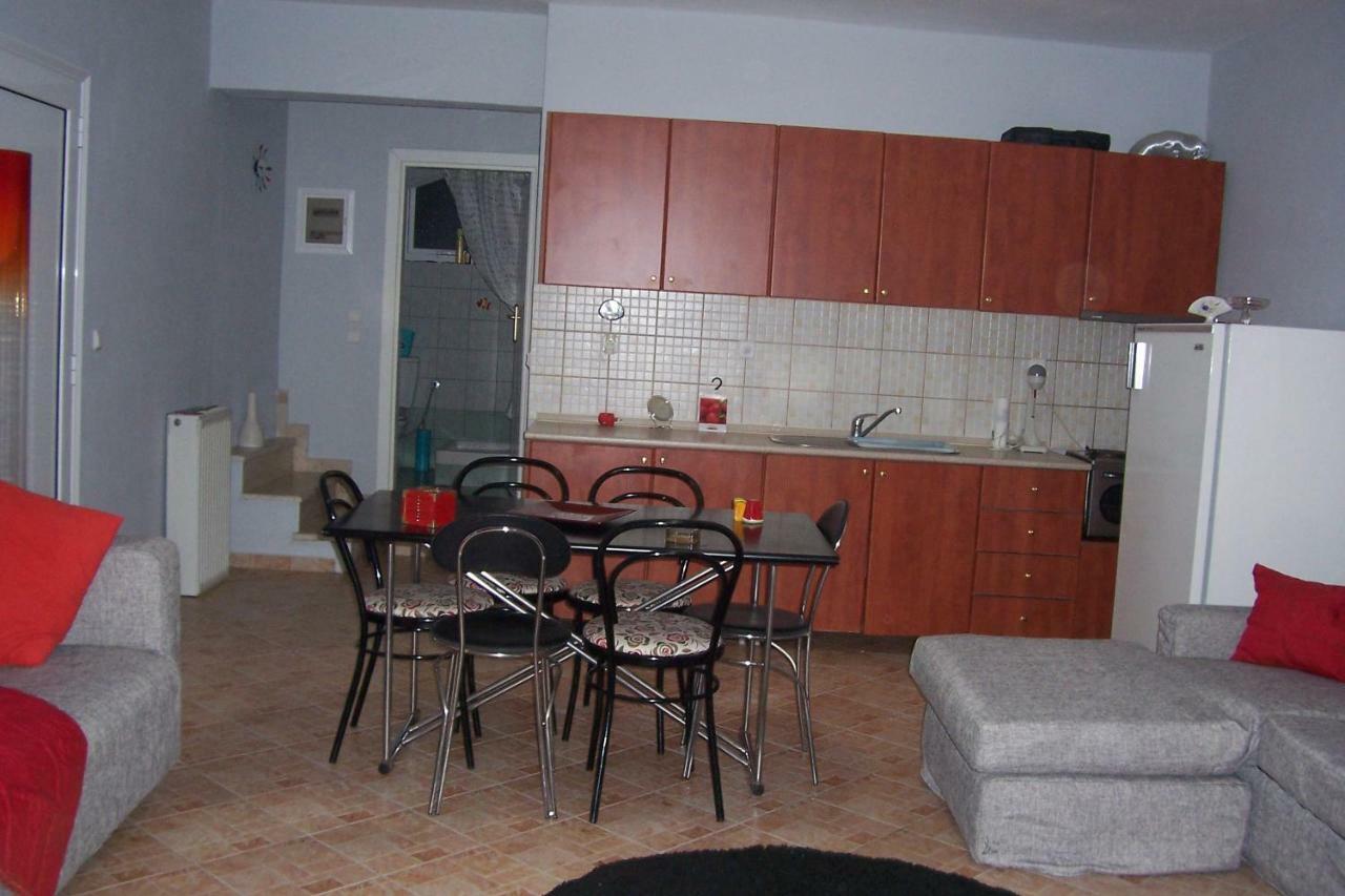 Christina'S House Apartment Nea Iraklitsa ภายนอก รูปภาพ