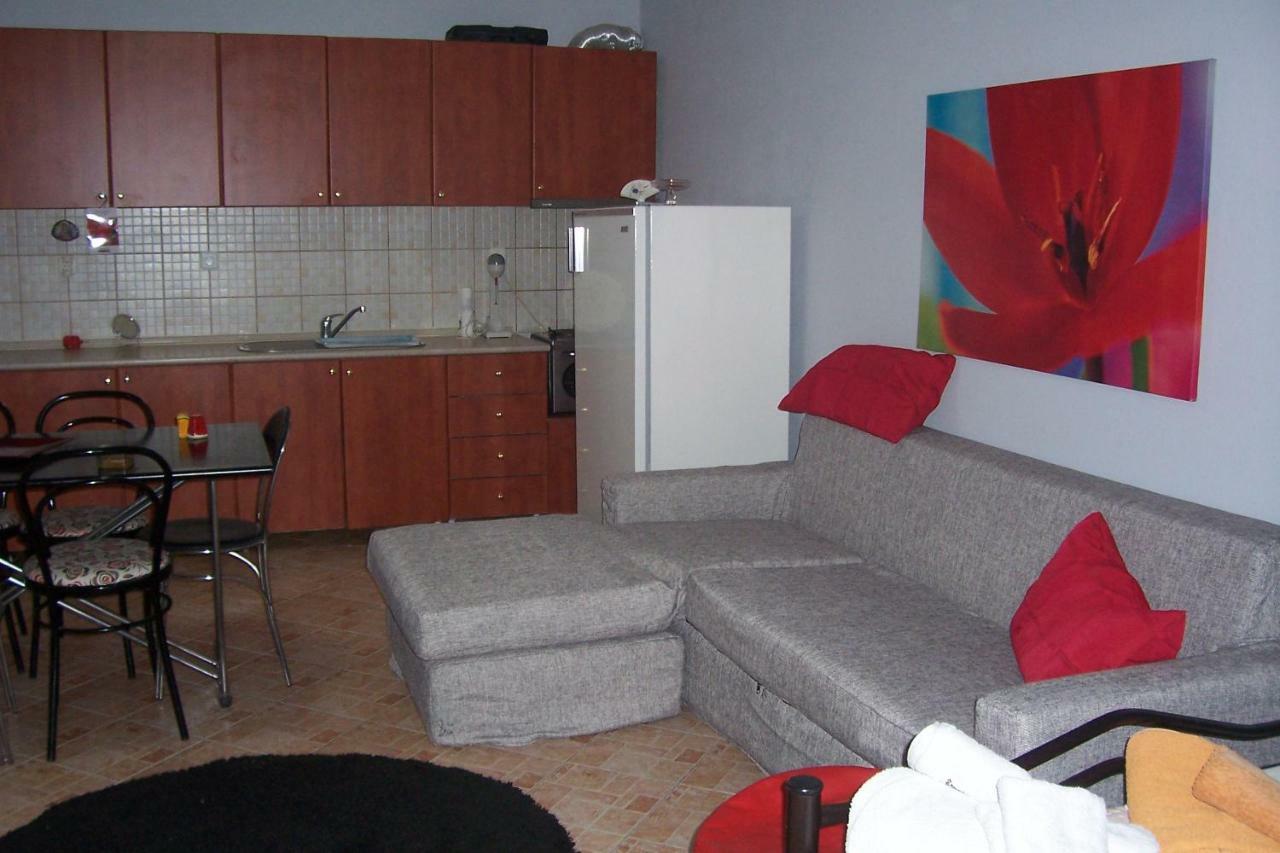 Christina'S House Apartment Nea Iraklitsa ภายนอก รูปภาพ