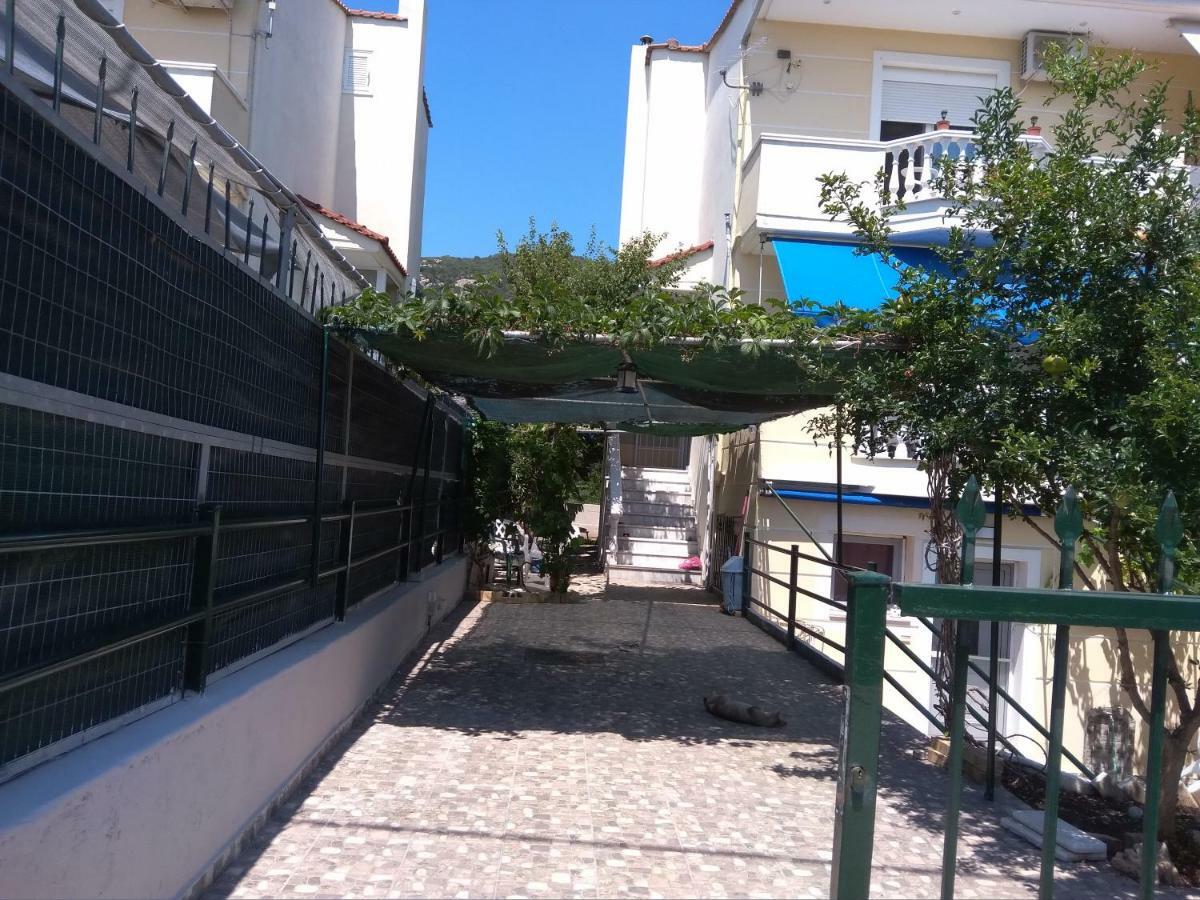 Christina'S House Apartment Nea Iraklitsa ภายนอก รูปภาพ